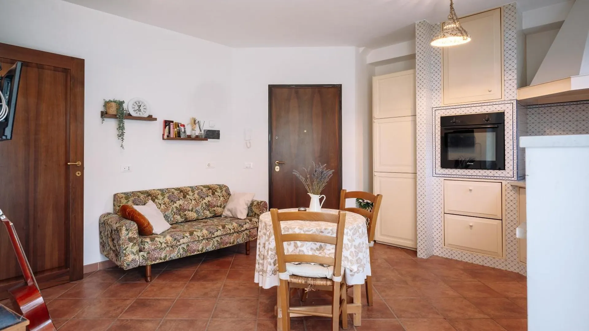 Apartment Ema'S Guest House Lucca