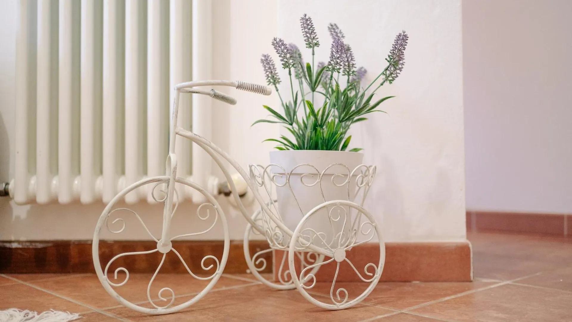 Апартаменты Ema'S Guest House Лукка
